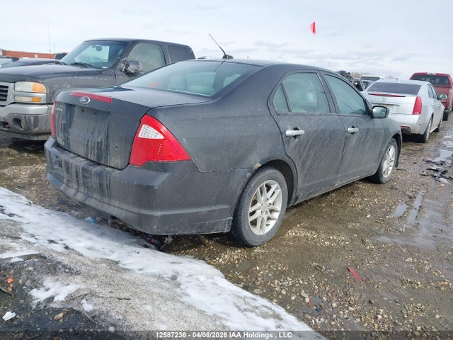 12587236 :رقم المزاد ، 3FAHP0GA7CR323985 vin ، 2012 Ford Fusion S مزاد بيع