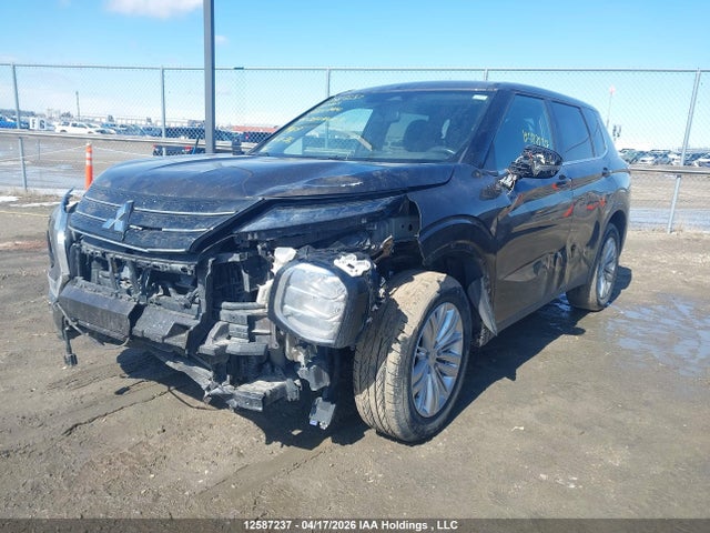 JA4J4UA87RZ621744 Mitsubishi Outlander Es