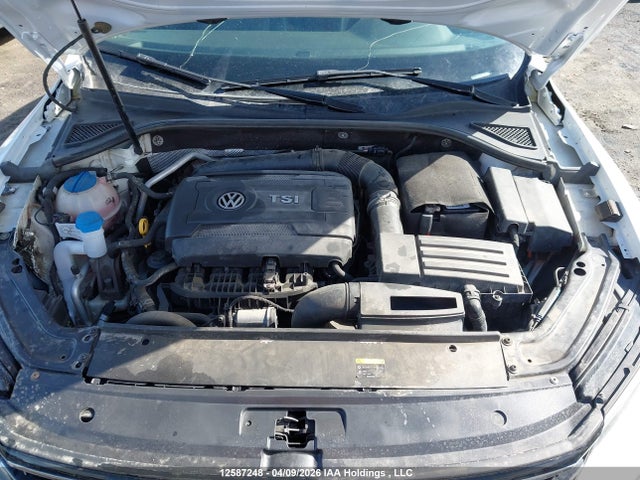 1VWBT7A33HC034541 Volkswagen Passat 1.8 Tsi Comfortline