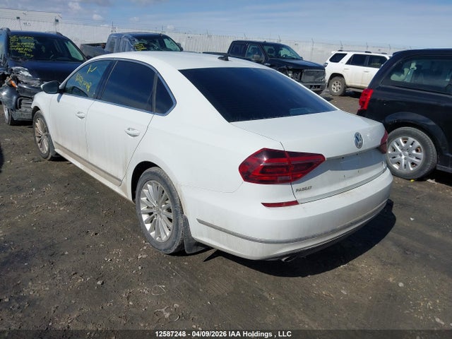 1VWBT7A33HC034541 Volkswagen Passat 1.8 Tsi Comfortline