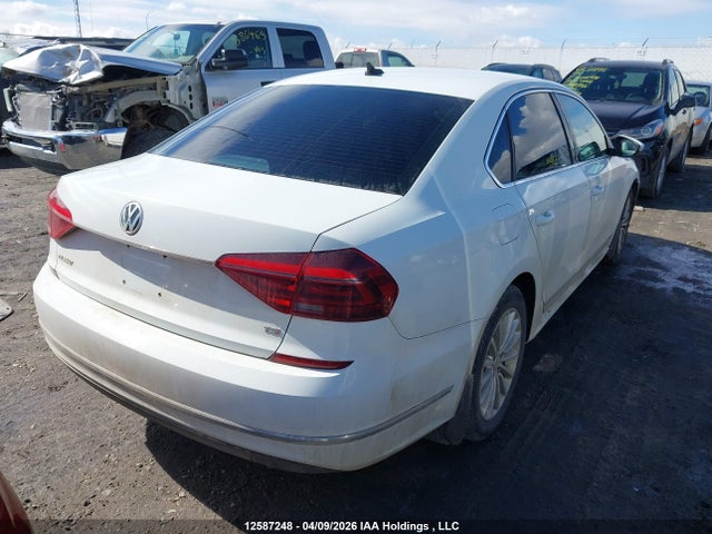 1VWBT7A33HC034541 Volkswagen Passat 1.8 Tsi Comfortline