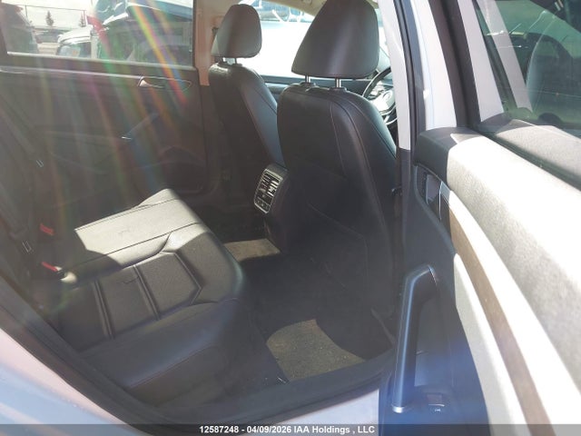 1VWBT7A33HC034541 Volkswagen Passat 1.8 Tsi Comfortline