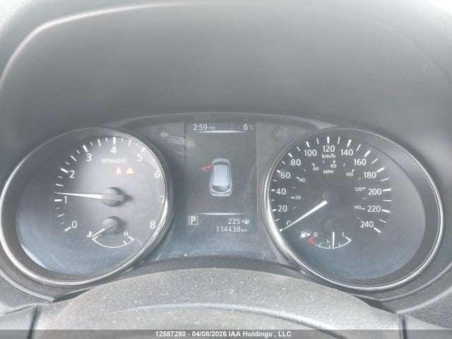 JN1BJ1CRXJW289329 Nissan Qashqai S/sl/sv