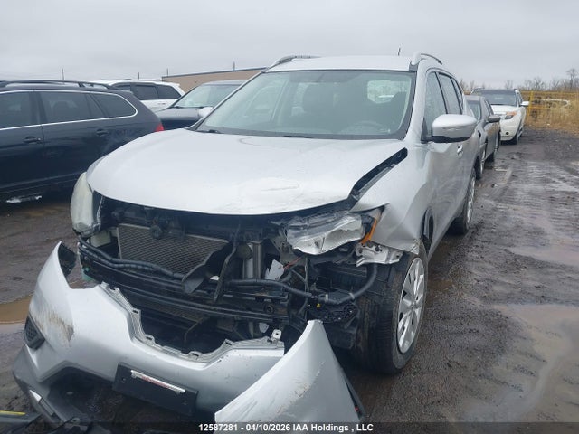 5N1AT2MV0FC886725 Nissan Rogue