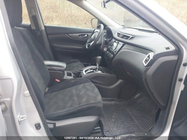 5N1AT2MV0FC886725 Nissan Rogue