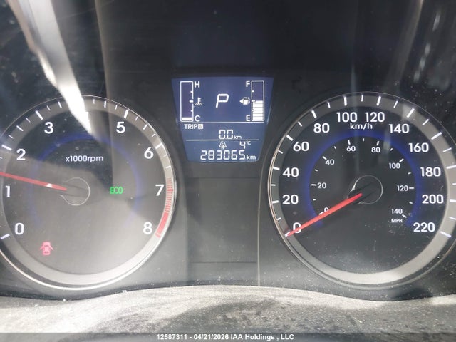 KMHCT5AE7GU273351 Hyundai Accent