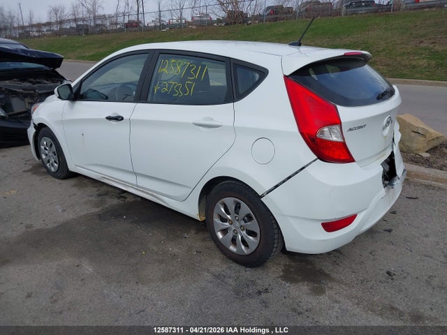 KMHCT5AE7GU273351 Hyundai Accent