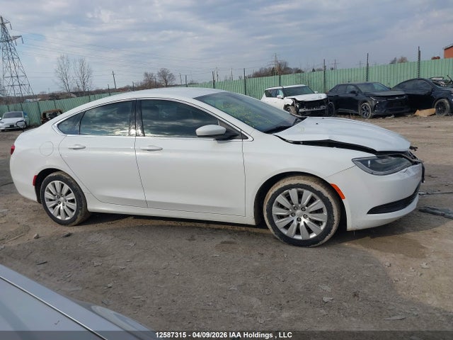 Продажа на аукционе авто 2015 Chrysler 200 Lx, vin: 1C3CCCFB3FN592170, номер лота: 12587315