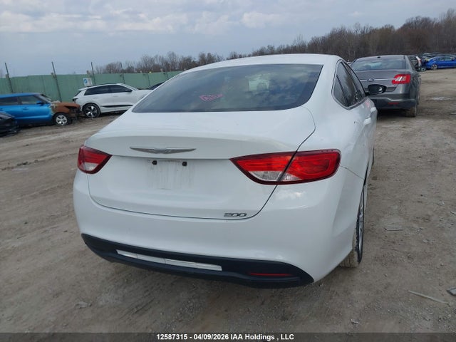 Продажа на аукционе авто 2015 Chrysler 200 Lx, vin: 1C3CCCFB3FN592170, номер лота: 12587315