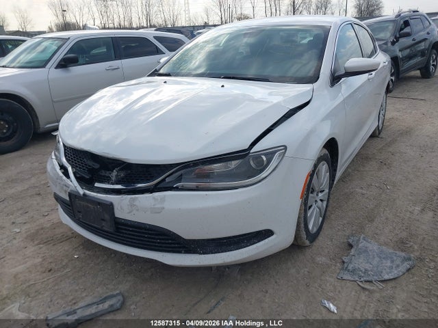 Продажа на аукционе авто 2015 Chrysler 200 Lx, vin: 1C3CCCFB3FN592170, номер лота: 12587315