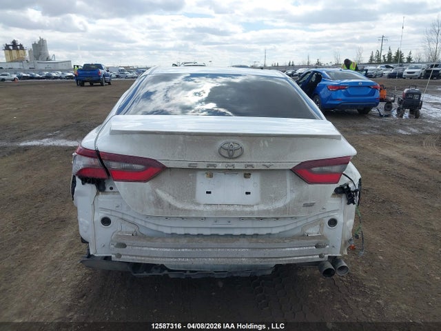 2021 Toyota Camry Se/se Night Shade მანქანა იყიდება აუქციონზე, vin: 4T1G11AKXMU429450, აუქციონის ნომერი: 12587316