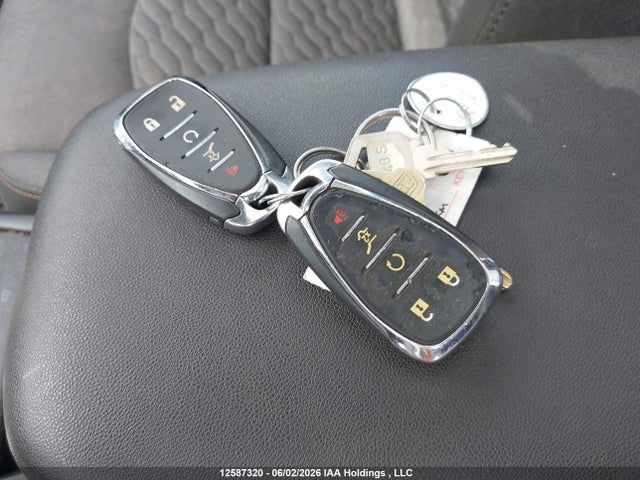 Chevrolet EQUINOX LT 2018 2GNAXSEV2J6316015 Image 11