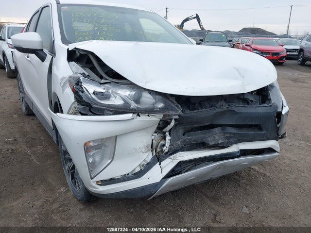 JA4AT3AA4JZ617350 Mitsubishi Eclipse Cross Es