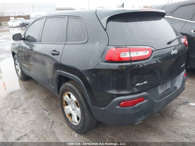 1C4PJMAB7EW271094 Jeep Cherokee Sport