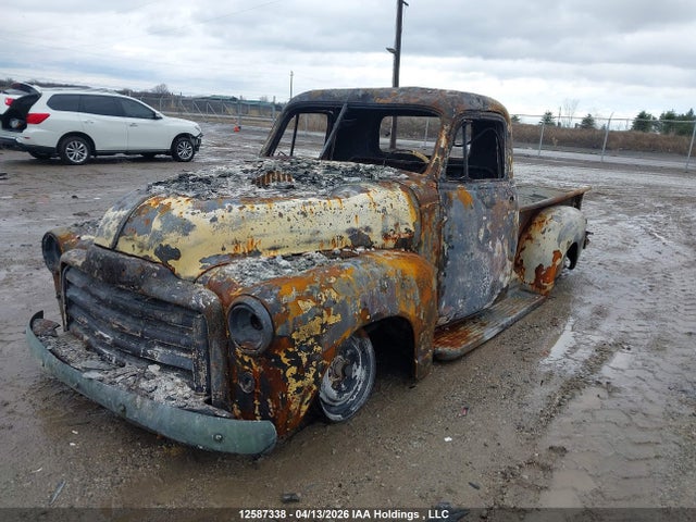 12587338 :رقم المزاد ، 3931407919 vin ، 1953 Gmc  مزاد بيع