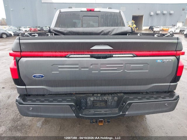 12587358 :رقم المزاد ، 1FTVW1ELXPWG22951 vin ، 2023 Ford F-150 Lightning Lariat مزاد بيع