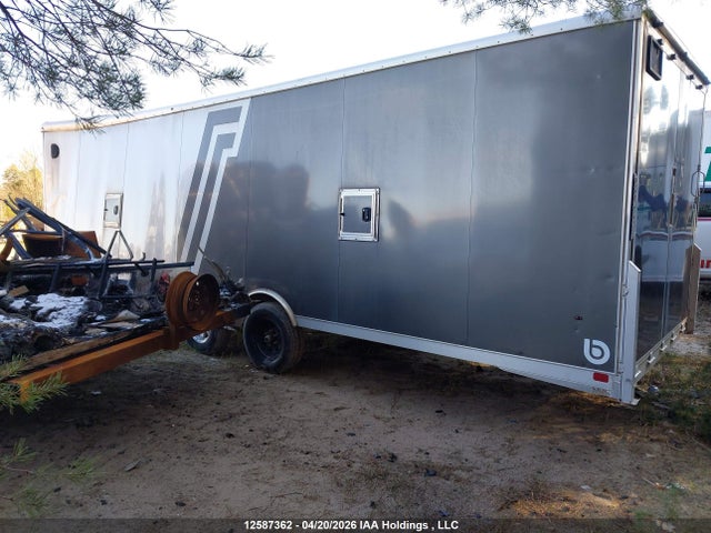 54BNA3326P1326640 Neo Enclosed Trailer