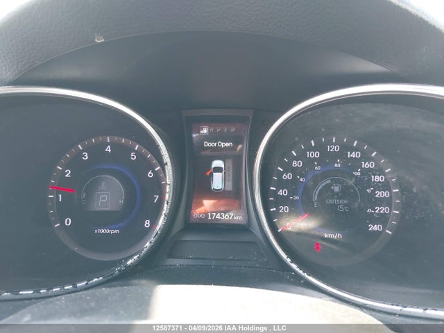 12587371 :رقم المزاد ، 5XYZUDLA8DG067646 vin ، 2013 Hyundai Santa Fe مزاد بيع