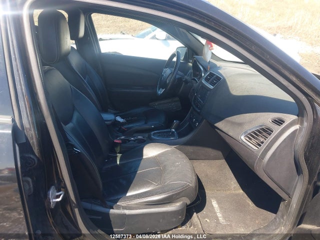 12587373 :رقم المزاد ، 1C3CDZCG4DN759598 vin ، 2013 Dodge Avenger Sxt مزاد بيع