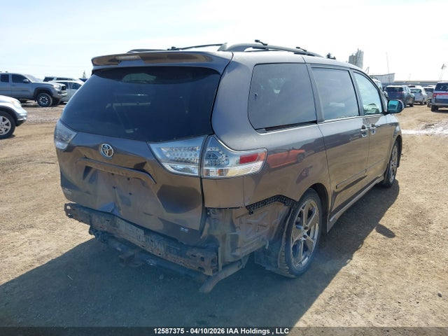 2011 Toyota Sienna Sport მანქანა იყიდება აუქციონზე, vin: 5TDXK3DC4BS150501, აუქციონის ნომერი: 12587375