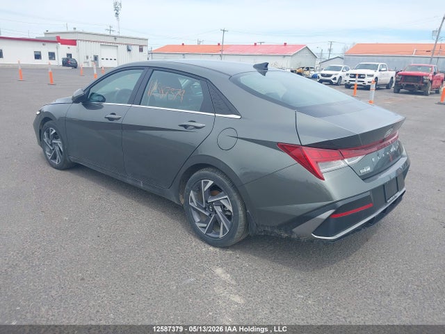 KMHLN4DG8SU048429 Hyundai Elantra Luxury