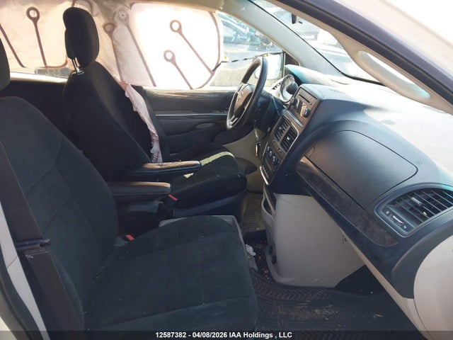 12587382 :رقم المزاد ، 2D4RN4DG8BR757148 vin ، 2011 Dodge Grand Caravan مزاد بيع