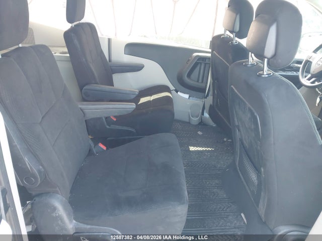 12587382 :رقم المزاد ، 2D4RN4DG8BR757148 vin ، 2011 Dodge Grand Caravan مزاد بيع