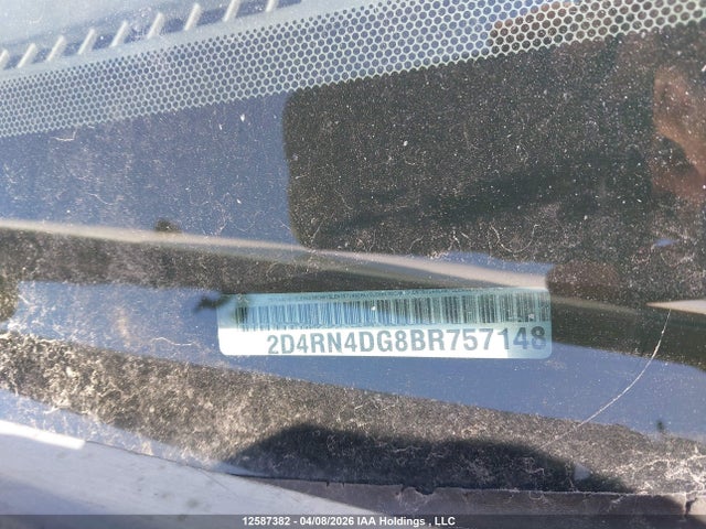 12587382 :رقم المزاد ، 2D4RN4DG8BR757148 vin ، 2011 Dodge Grand Caravan مزاد بيع