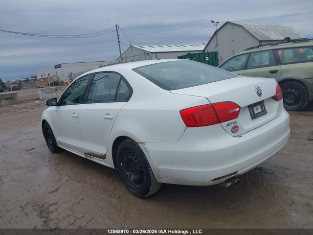 12568970 :رقم المزاد ، 3VW2K7AJ4EM281935 vin ، 2014 Volkswagen Jetta 2.0l Trendline+ مزاد بيع