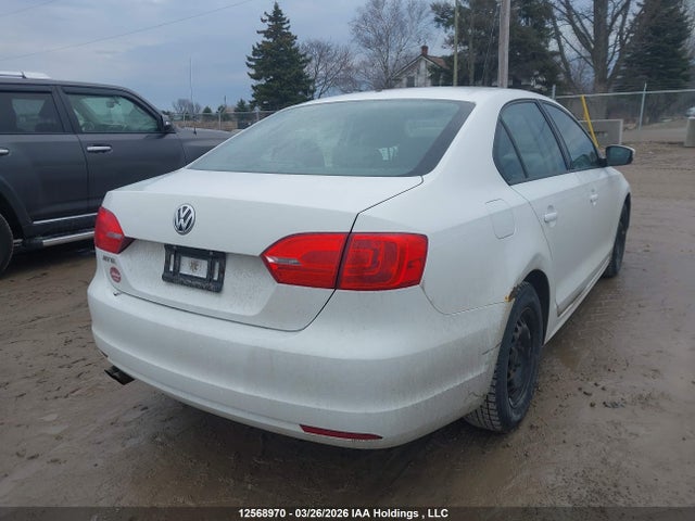 12568970 :رقم المزاد ، 3VW2K7AJ4EM281935 vin ، 2014 Volkswagen Jetta 2.0l Trendline+ مزاد بيع