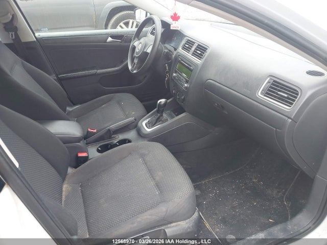 12568970 :رقم المزاد ، 3VW2K7AJ4EM281935 vin ، 2014 Volkswagen Jetta 2.0l Trendline+ مزاد بيع