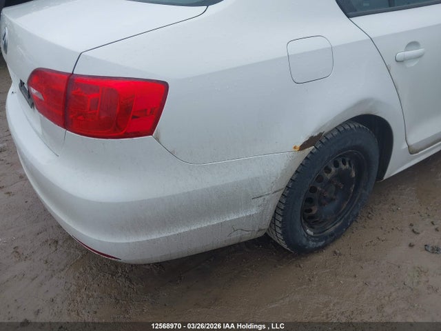12568970 :رقم المزاد ، 3VW2K7AJ4EM281935 vin ، 2014 Volkswagen Jetta 2.0l Trendline+ مزاد بيع
