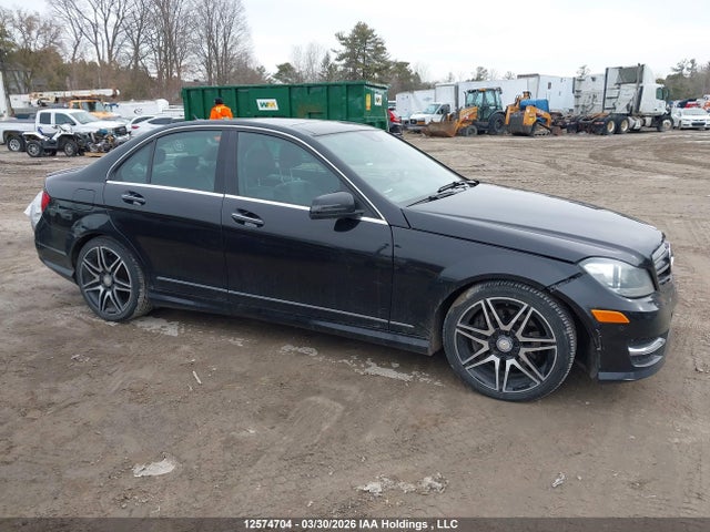 12574704 :رقم المزاد ، WDDGF8JB4EA916831 vin ، 2014 Mercedes-benz C 350 4matic مزاد بيع