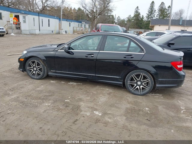 12574704 :رقم المزاد ، WDDGF8JB4EA916831 vin ، 2014 Mercedes-benz C 350 4matic مزاد بيع