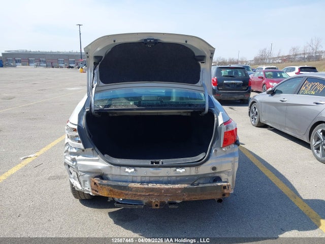 2015 Toyota Corolla S მანქანა იყიდება აუქციონზე, vin: 2T1BURHE0FC466768, აუქციონის ნომერი: 12587445