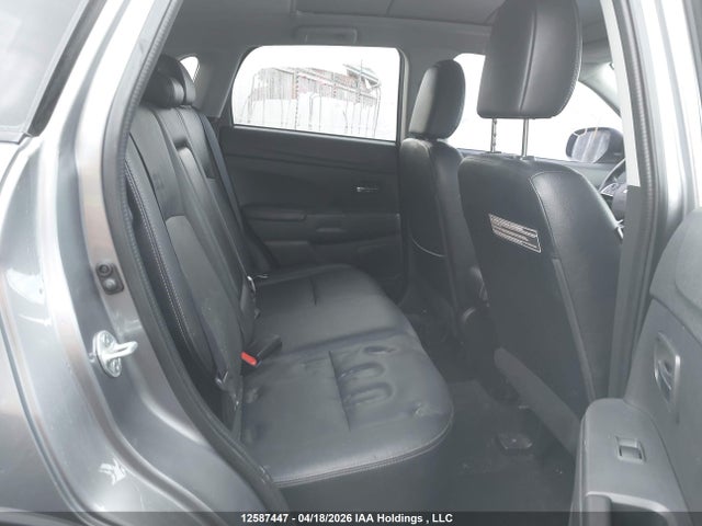 JA4AJ4AW3HZ609693 Mitsubishi Rvr Se Limited/gt