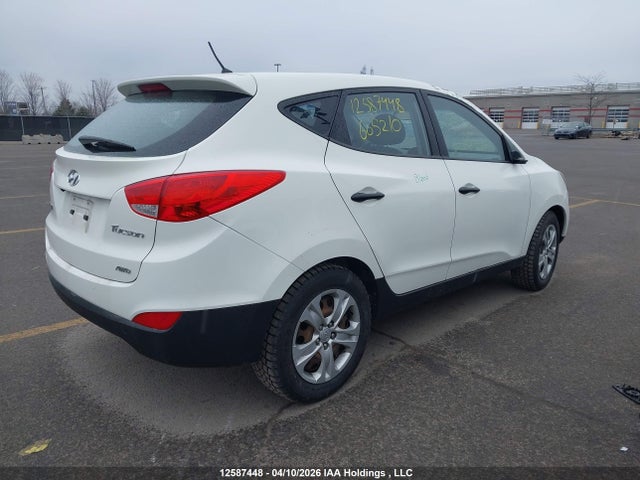 Продажа на аукционе авто 2013 Hyundai Tucson, vin: KM8JTCACXDU605210, номер лота: 12587448