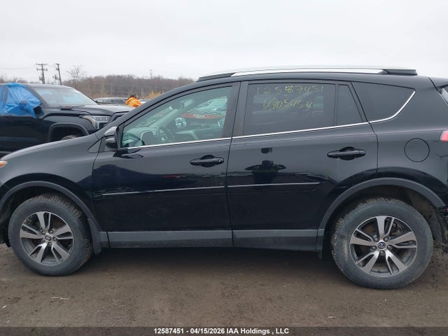 2T3RFREV3JW805454 Toyota RAV4