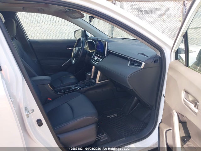 7MUDAABG8RV082137 Toyota Corolla Cross Xle