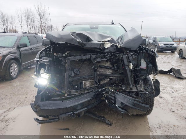 3GTPUCEK0NG633521 GMC Sierra K1500 Elevation