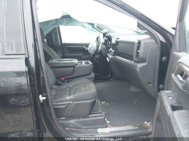 3GTPUCEK0NG633521 GMC Sierra K1500 Elevation