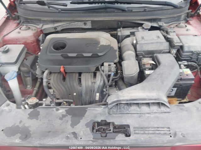 5NPE34AF0KH756070 Hyundai Sonata Essential