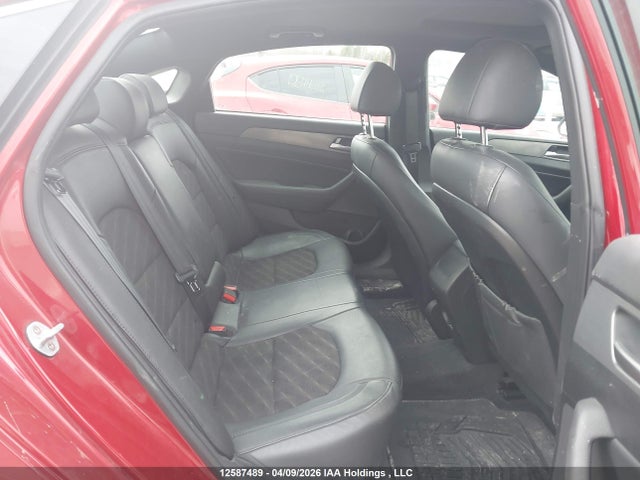 5NPE34AF0KH756070 Hyundai Sonata Essential
