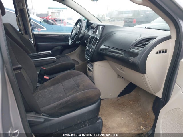 2C4RDGBG5ER136961 Dodge Grand Caravan Se/sxt