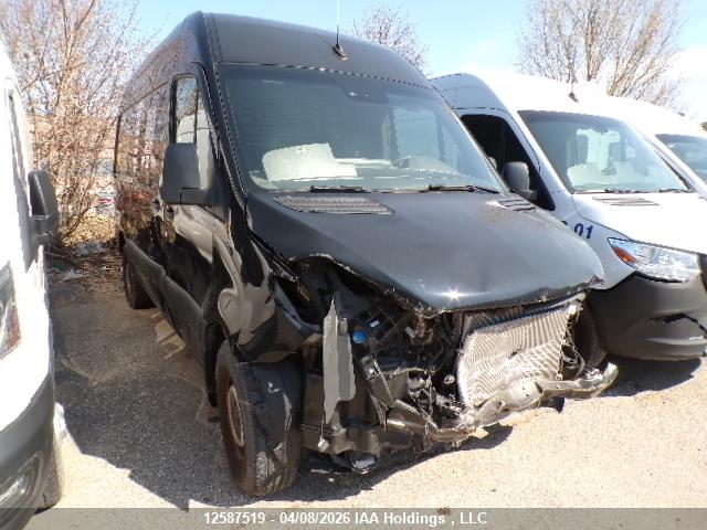 12587519 :رقم المزاد ، W1Y4KBHYXRP647703 vin ، 2024 Mercedes-benz Sprinter Van مزاد بيع
