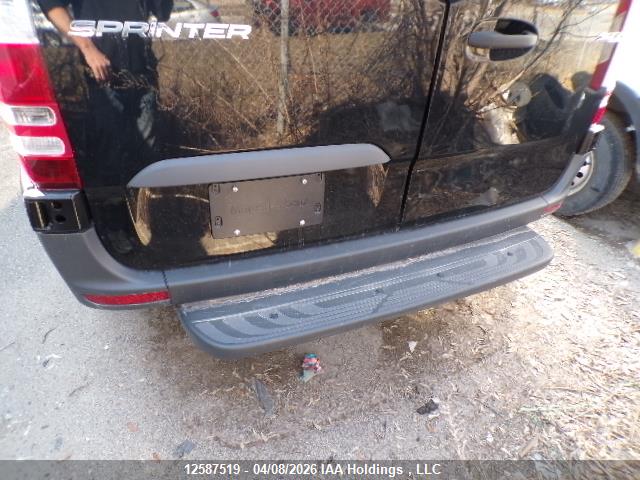 12587519 :رقم المزاد ، W1Y4KBHYXRP647703 vin ، 2024 Mercedes-benz Sprinter Van مزاد بيع