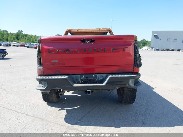 1GCPYFED4KZ229611 Chevrolet Silverado K1500 Lt Trail Boss
