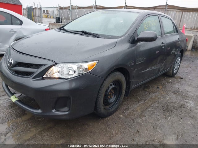 12587569 :رقم المزاد ، 2T1BU4EE4DC057239 vin ، 2013 Toyota Corolla S/le مزاد بيع