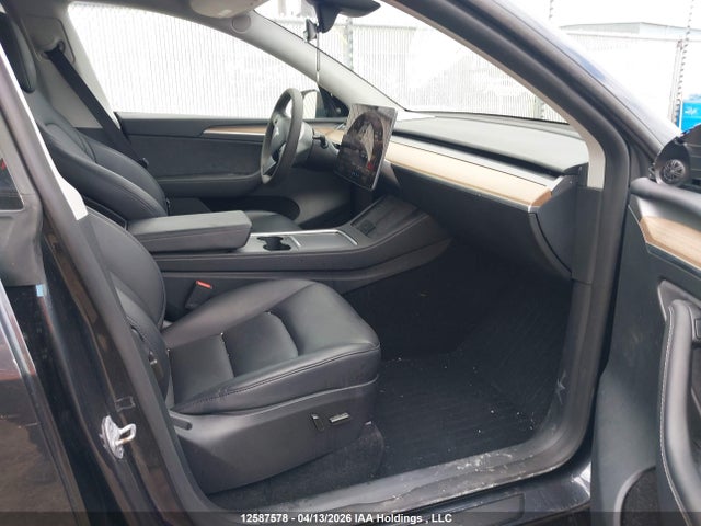 Aukcja sprzedaży 2025 Tesla Model Y Long Range, vin: 7SAYGDEE3SF282880, numer aukcji: 12587578