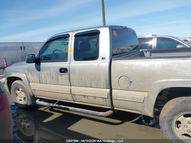 Продажа на аукционе авто 2000 Chevrolet Silverado K1500, vin: 2GCEK19TXY1123694, номер лота: 12587594